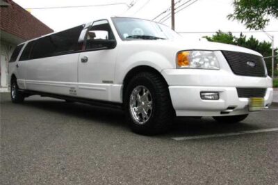 Rent Ford Expedition White in South Florida